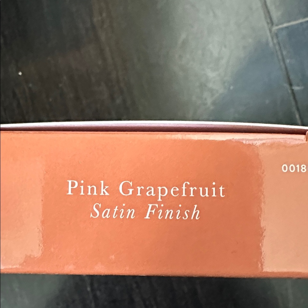 Laura Geller PINK GRAPEFRUIT Baked BLUSH N BRIGHTEN  NEW satin finish - Picture 2 of 2